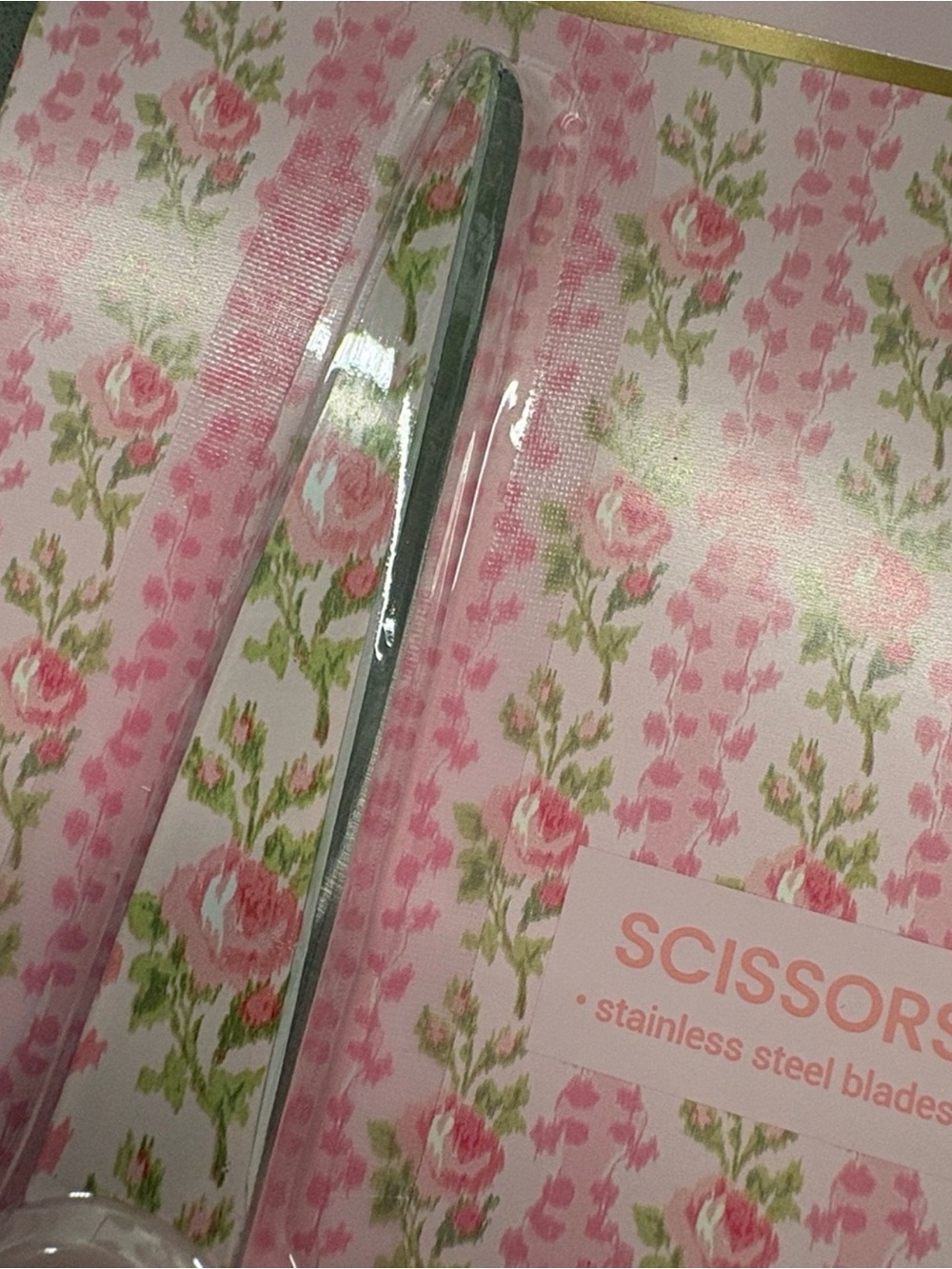 LISTING ENDS 7/12: LoveShackFancy x Target - Yoobi Adult Scissors Strawberry - Picture 6 of 6
